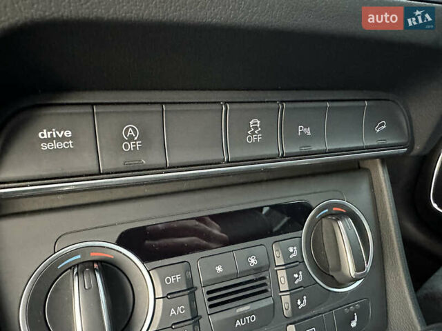 Ауди RS Q3 2016 в Луцке на Automoto.ua Серый Ауди RS Q3, объемом двигателя 2.48 л и пробегом 97 тыс. км за 35000 $, фото 91 на Automoto.ua