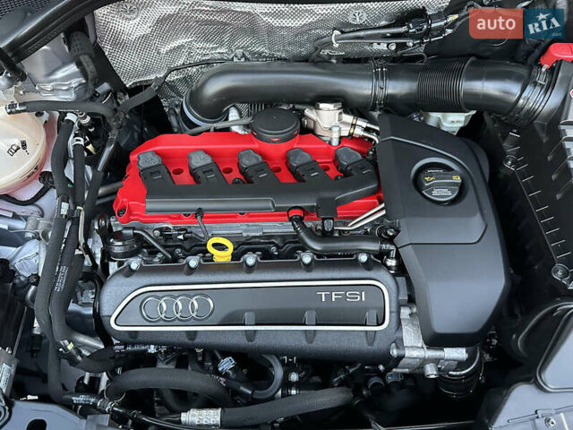 Ауди RS Q3 2016 в Луцке на Automoto.ua Серый Ауди RS Q3, объемом двигателя 2.48 л и пробегом 97 тыс. км за 35000 $, фото 155 на Automoto.ua