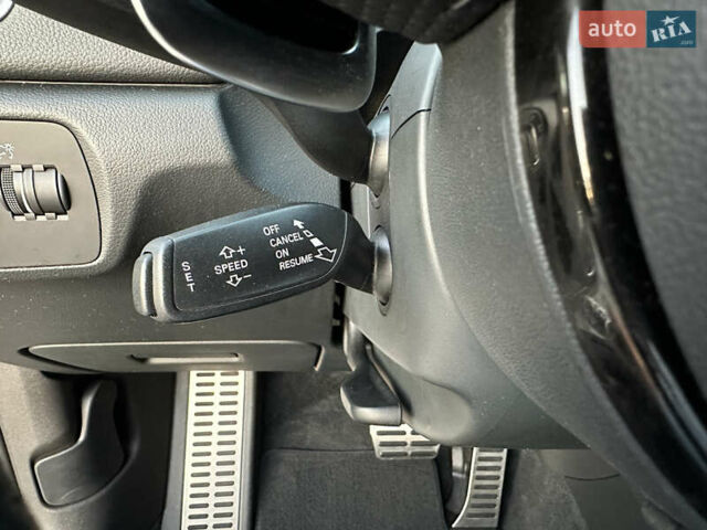 Серый Ауди RS Q3, объемом двигателя 2.48 л и пробегом 93 тыс. км за 34999 $, фото 97 на Automoto.ua
