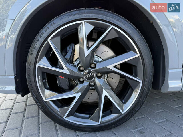 Серый Ауди RS Q3, объемом двигателя 2.48 л и пробегом 97 тыс. км за 62000 $, фото 15 на Automoto.ua