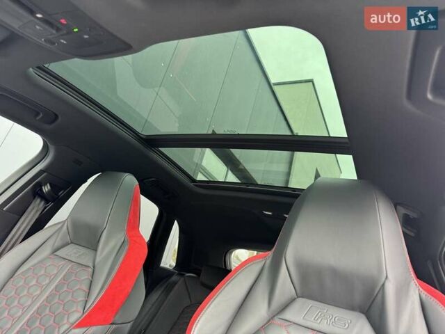 Сірий Ауді RS Q3, об'ємом двигуна 2.48 л та пробігом 48 тис. км за 59000 $, фото 19 на Automoto.ua