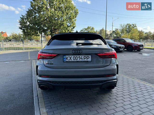 Серый Ауди RS Q3, объемом двигателя 2.48 л и пробегом 97 тыс. км за 62000 $, фото 5 на Automoto.ua