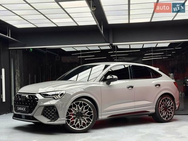 Серый Ауди RS Q3, объемом двигателя 2.5 л и пробегом 8 тыс. км за 96900 $, фото 7 на Automoto.ua