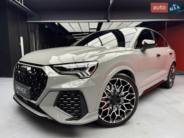 Серый Ауди RS Q3, объемом двигателя 2.5 л и пробегом 8 тыс. км за 96900 $, фото 4 на Automoto.ua