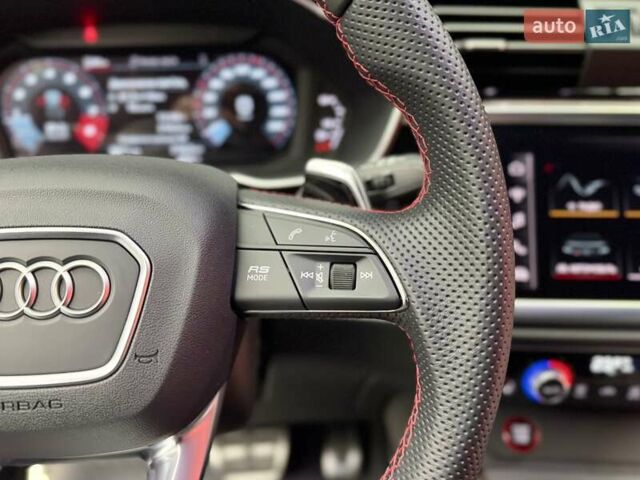 Серый Ауди RS Q3, объемом двигателя 2.5 л и пробегом 8 тыс. км за 96900 $, фото 41 на Automoto.ua