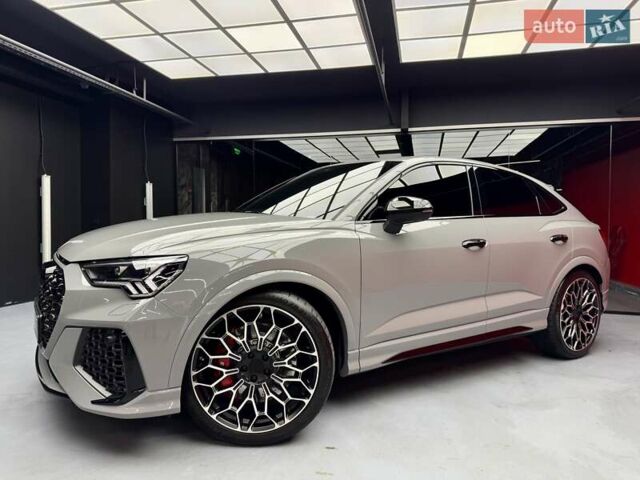 Серый Ауди RS Q3, объемом двигателя 2.5 л и пробегом 8 тыс. км за 96900 $, фото 5 на Automoto.ua