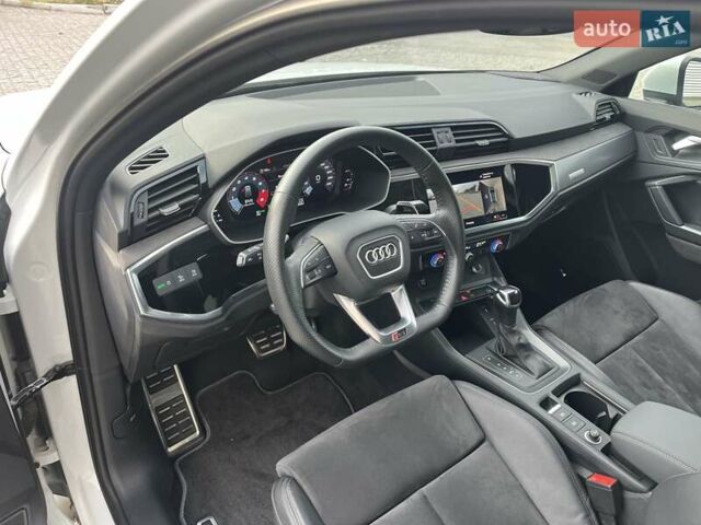 Білий Ауді RS Q3 Sportback, об'ємом двигуна 2.48 л та пробігом 26 тис. км за 61900 $, фото 29 на Automoto.ua