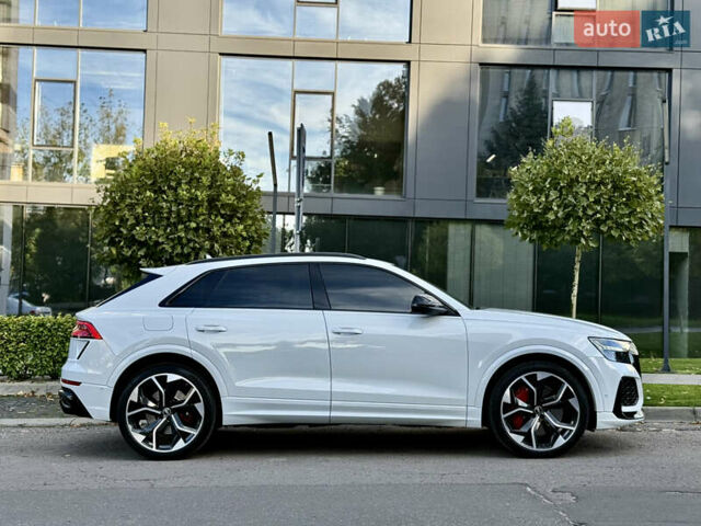 Білий Ауді RS Q8, об'ємом двигуна 4 л та пробігом 82 тис. км за 92500 $, фото 25 на Automoto.ua