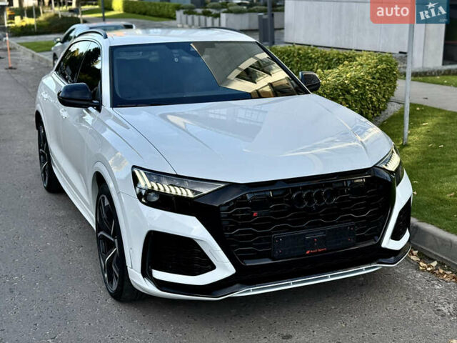 Білий Ауді RS Q8, об'ємом двигуна 4 л та пробігом 82 тис. км за 92500 $, фото 19 на Automoto.ua