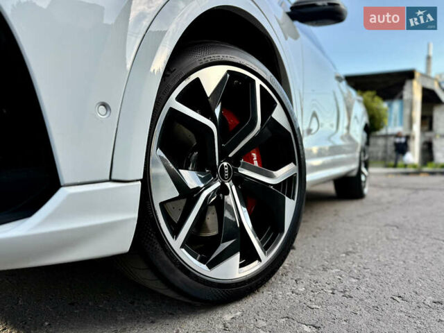 Білий Ауді RS Q8, об'ємом двигуна 4 л та пробігом 82 тис. км за 92500 $, фото 11 на Automoto.ua