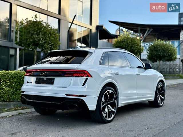 Білий Ауді RS Q8, об'ємом двигуна 4 л та пробігом 82 тис. км за 92500 $, фото 26 на Automoto.ua