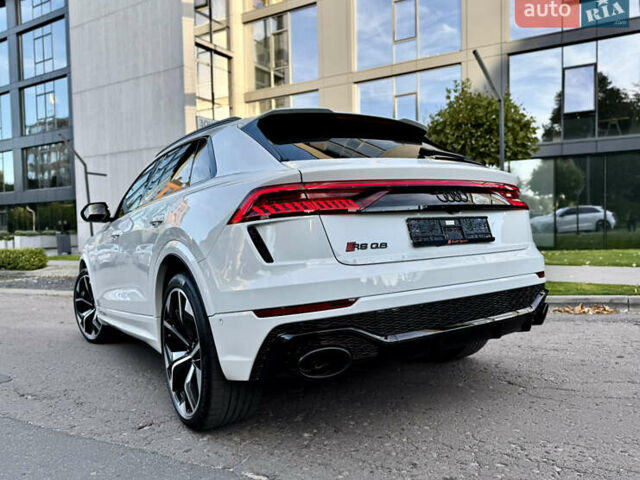 Білий Ауді RS Q8, об'ємом двигуна 4 л та пробігом 82 тис. км за 92500 $, фото 33 на Automoto.ua
