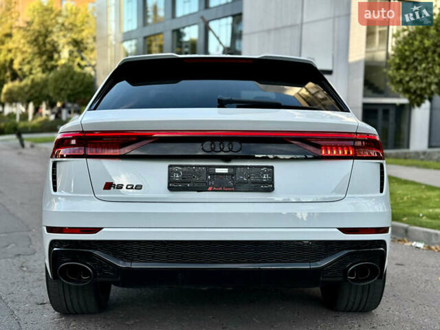 Білий Ауді RS Q8, об'ємом двигуна 4 л та пробігом 82 тис. км за 92500 $, фото 32 на Automoto.ua