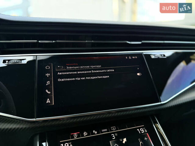 Білий Ауді RS Q8, об'ємом двигуна 4 л та пробігом 82 тис. км за 92500 $, фото 6 на Automoto.ua