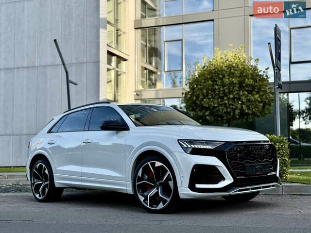 Білий Ауді RS Q8, об'ємом двигуна 4 л та пробігом 82 тис. км за 92500 $, фото 18 на Automoto.ua