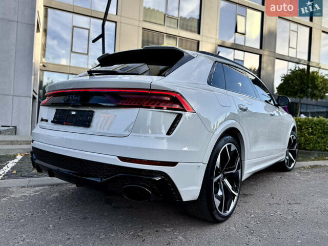 Білий Ауді RS Q8, об'ємом двигуна 4 л та пробігом 82 тис. км за 92500 $, фото 28 на Automoto.ua