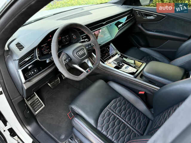 Білий Ауді RS Q8, об'ємом двигуна 4 л та пробігом 82 тис. км за 92500 $, фото 54 на Automoto.ua