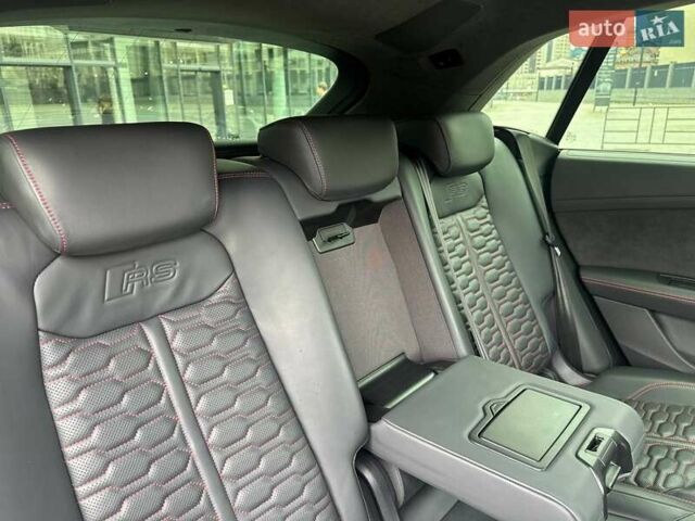 Черный Ауди RS Q8, объемом двигателя 4 л и пробегом 34 тыс. км за 109900 $, фото 31 на Automoto.ua