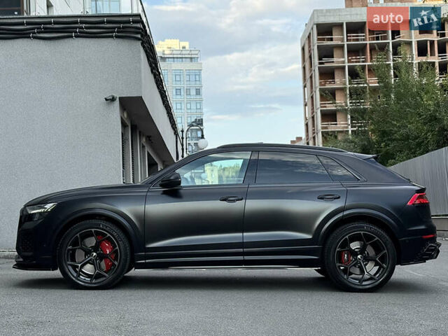 Черный Ауди RS Q8, объемом двигателя 4 л и пробегом 98 тыс. км за 84000 $, фото 22 на Automoto.ua