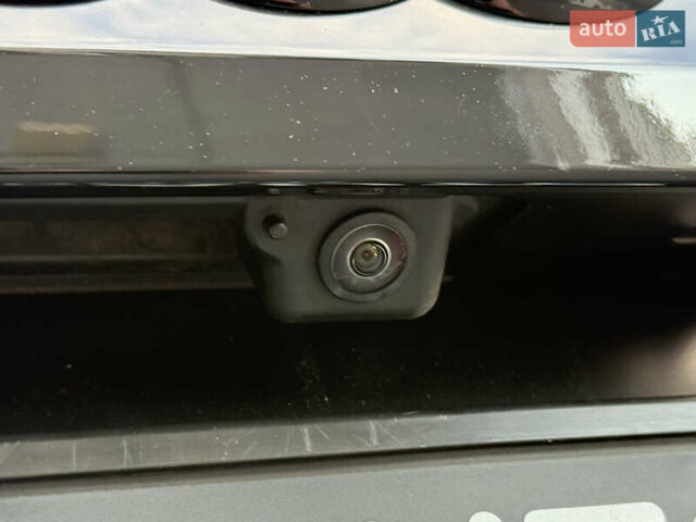 Черный Ауди RS Q8, объемом двигателя 4 л и пробегом 98 тыс. км за 84000 $, фото 38 на Automoto.ua
