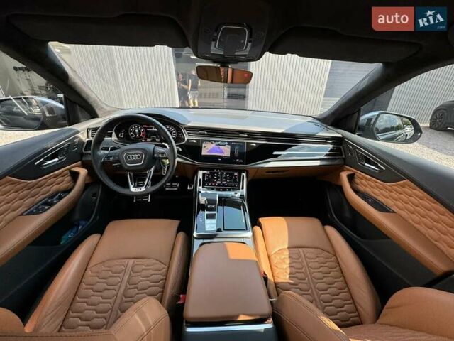 Чорний Ауді RS Q8, об'ємом двигуна 4 л та пробігом 83 тис. км за 97999 $, фото 11 на Automoto.ua
