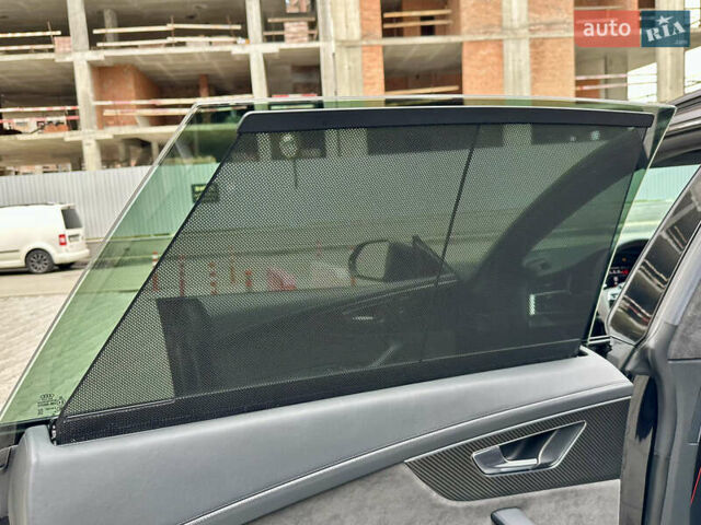 Черный Ауди RS Q8, объемом двигателя 4 л и пробегом 98 тыс. км за 84000 $, фото 59 на Automoto.ua