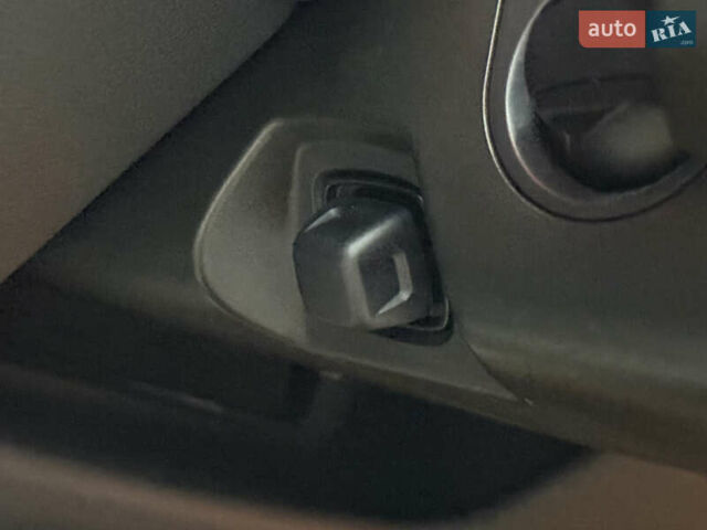 Черный Ауди RS Q8, объемом двигателя 4 л и пробегом 54 тыс. км за 94000 $, фото 76 на Automoto.ua