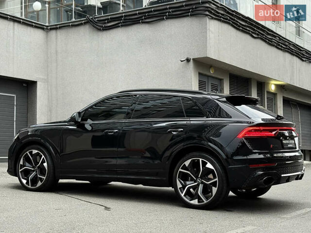 Чорний Ауді RS Q8, об'ємом двигуна 4 л та пробігом 54 тис. км за 95000 $, фото 23 на Automoto.ua