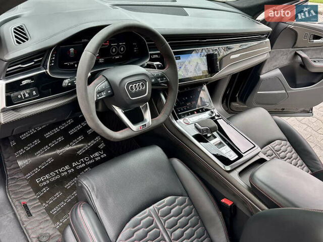 Чорний Ауді RS Q8, об'ємом двигуна 4 л та пробігом 97 тис. км за 85000 $, фото 42 на Automoto.ua