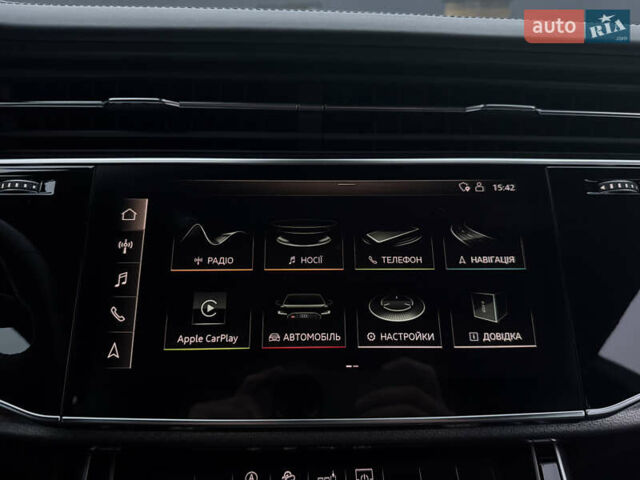 Чорний Ауді RS Q8, об'ємом двигуна 4 л та пробігом 174 тис. км за 76000 $, фото 56 на Automoto.ua