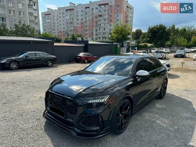 Чорний Ауді RS Q8, об'ємом двигуна 4 л та пробігом 83 тис. км за 97999 $, фото 8 на Automoto.ua