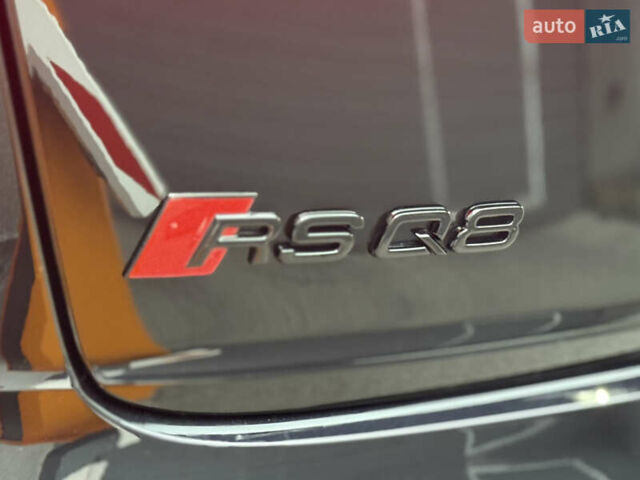 Черный Ауди RS Q8, объемом двигателя 4 л и пробегом 54 тыс. км за 94000 $, фото 40 на Automoto.ua