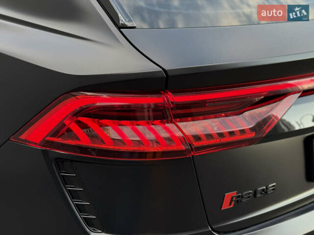 Черный Ауди RS Q8, объемом двигателя 4 л и пробегом 98 тыс. км за 84000 $, фото 36 на Automoto.ua