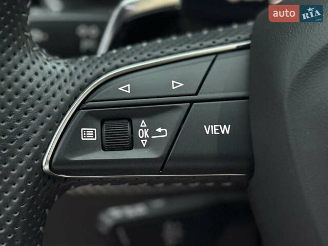 Черный Ауди RS Q8, объемом двигателя 4 л и пробегом 54 тыс. км за 94000 $, фото 71 на Automoto.ua