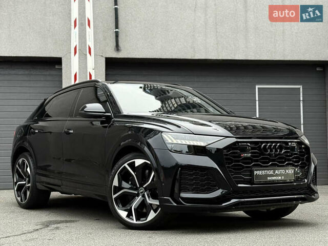 Чорний Ауді RS Q8, об'ємом двигуна 4 л та пробігом 54 тис. км за 98000 $, фото 2 на Automoto.ua