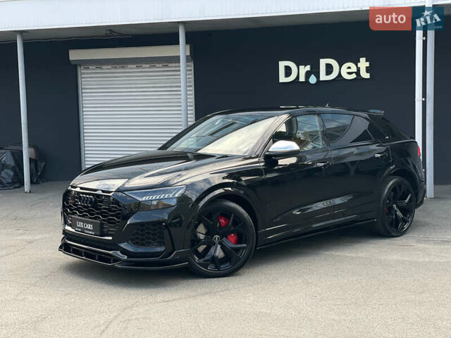 Черный Ауди RS Q8, объемом двигателя 4 л и пробегом 86 тыс. км за 93900 $, фото 10 на Automoto.ua