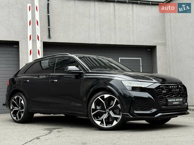 Чорний Ауді RS Q8, об'ємом двигуна 4 л та пробігом 54 тис. км за 98000 $, фото 3 на Automoto.ua