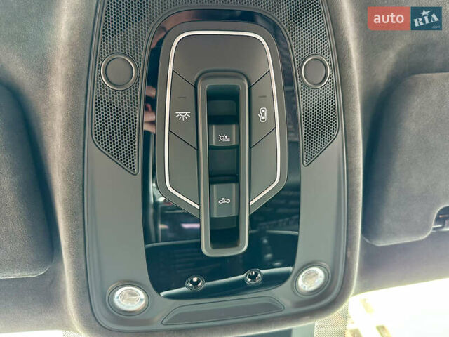 Черный Ауди RS Q8, объемом двигателя 4 л и пробегом 98 тыс. км за 84000 $, фото 83 на Automoto.ua