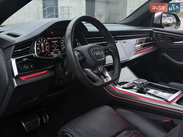 Чорний Ауді RS Q8, об'ємом двигуна 4 л та пробігом 174 тис. км за 76000 $, фото 27 на Automoto.ua