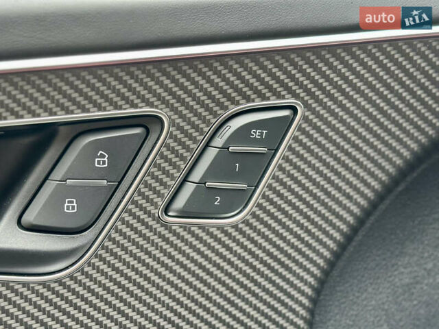 Черный Ауди RS Q8, объемом двигателя 4 л и пробегом 98 тыс. км за 84000 $, фото 53 на Automoto.ua