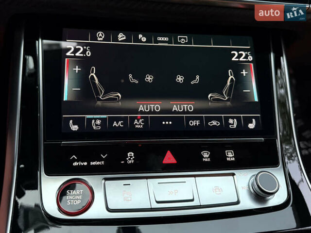 Черный Ауди RS Q8, объемом двигателя 4 л и пробегом 54 тыс. км за 94000 $, фото 79 на Automoto.ua