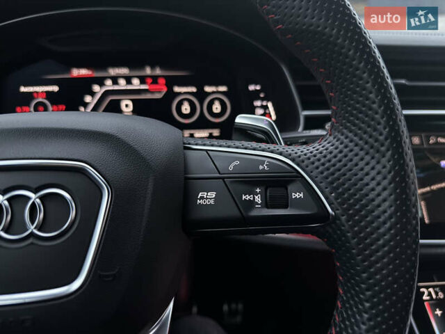 Чорний Ауді RS Q8, об'ємом двигуна 4 л та пробігом 174 тис. км за 76000 $, фото 39 на Automoto.ua