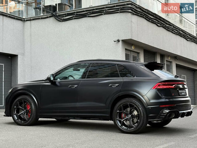 Черный Ауди RS Q8, объемом двигателя 4 л и пробегом 98 тыс. км за 84000 $, фото 23 на Automoto.ua