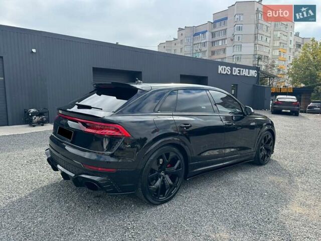 Чорний Ауді RS Q8, об'ємом двигуна 4 л та пробігом 83 тис. км за 97999 $, фото 4 на Automoto.ua