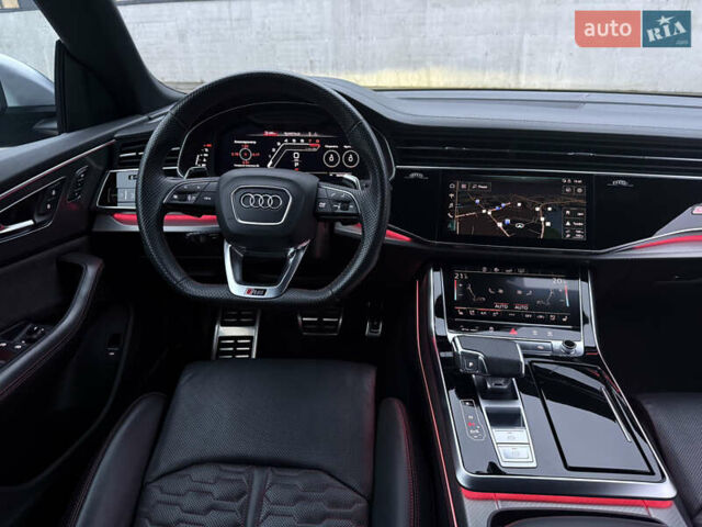 Чорний Ауді RS Q8, об'ємом двигуна 4 л та пробігом 174 тис. км за 76000 $, фото 28 на Automoto.ua