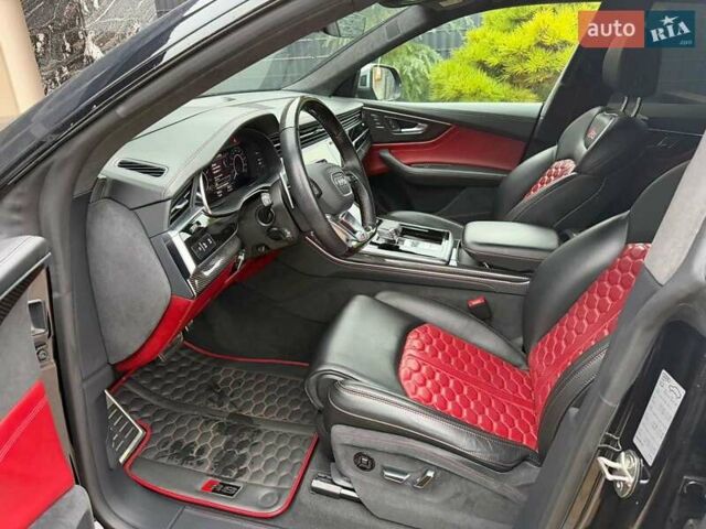 Черный Ауди RS Q8, объемом двигателя 4 л и пробегом 83 тыс. км за 81000 $, фото 2 на Automoto.ua