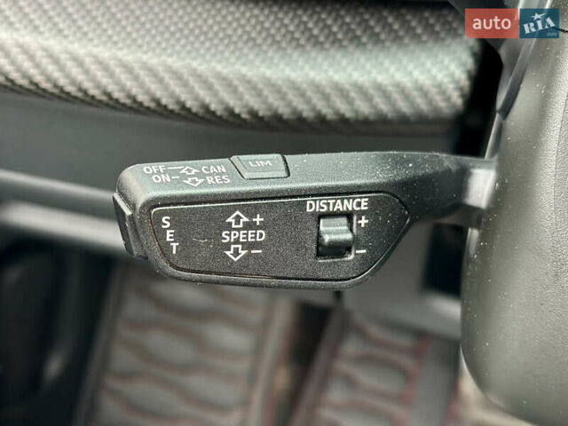 Черный Ауди RS Q8, объемом двигателя 4 л и пробегом 98 тыс. км за 84000 $, фото 70 на Automoto.ua