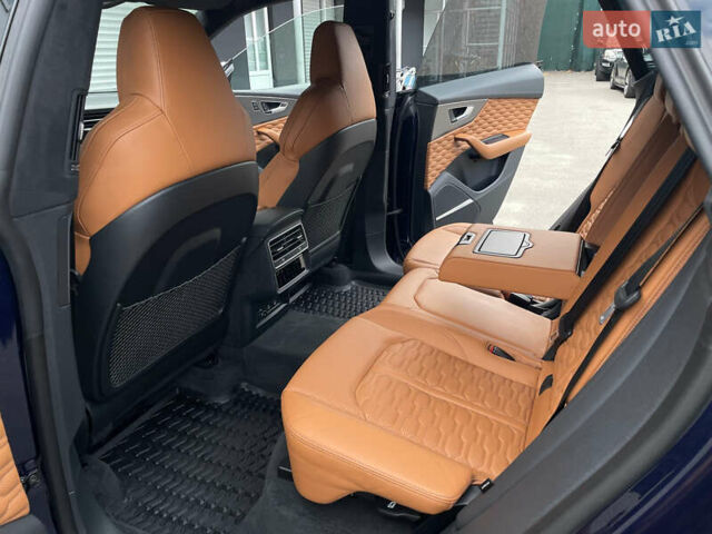 Черный Ауди RS Q8, объемом двигателя 4 л и пробегом 86 тыс. км за 93900 $, фото 61 на Automoto.ua