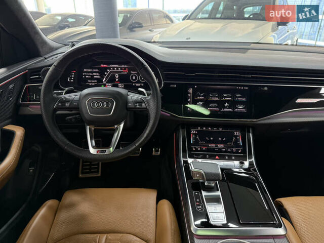 Чорний Ауді RS Q8, об'ємом двигуна 4 л та пробігом 55 тис. км за 99500 $, фото 27 на Automoto.ua