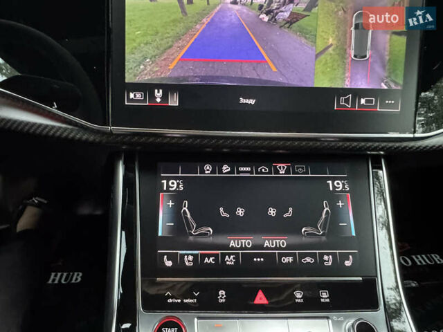 Чорний Ауді RS Q8, об'ємом двигуна 4 л та пробігом 90 тис. км за 89999 $, фото 106 на Automoto.ua